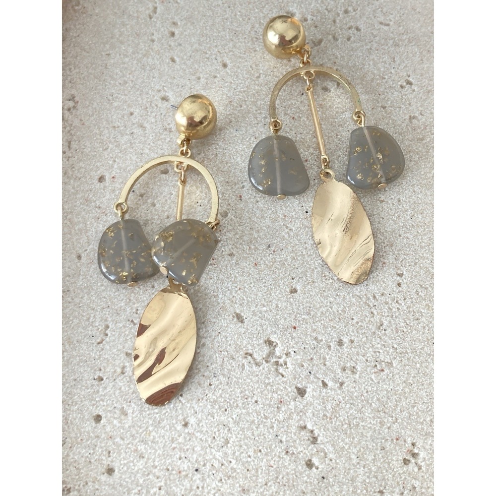 Gold Tone Gray Resin Gold Fleck Dangle‎ Earrings Boho Statement Abstract Artsy